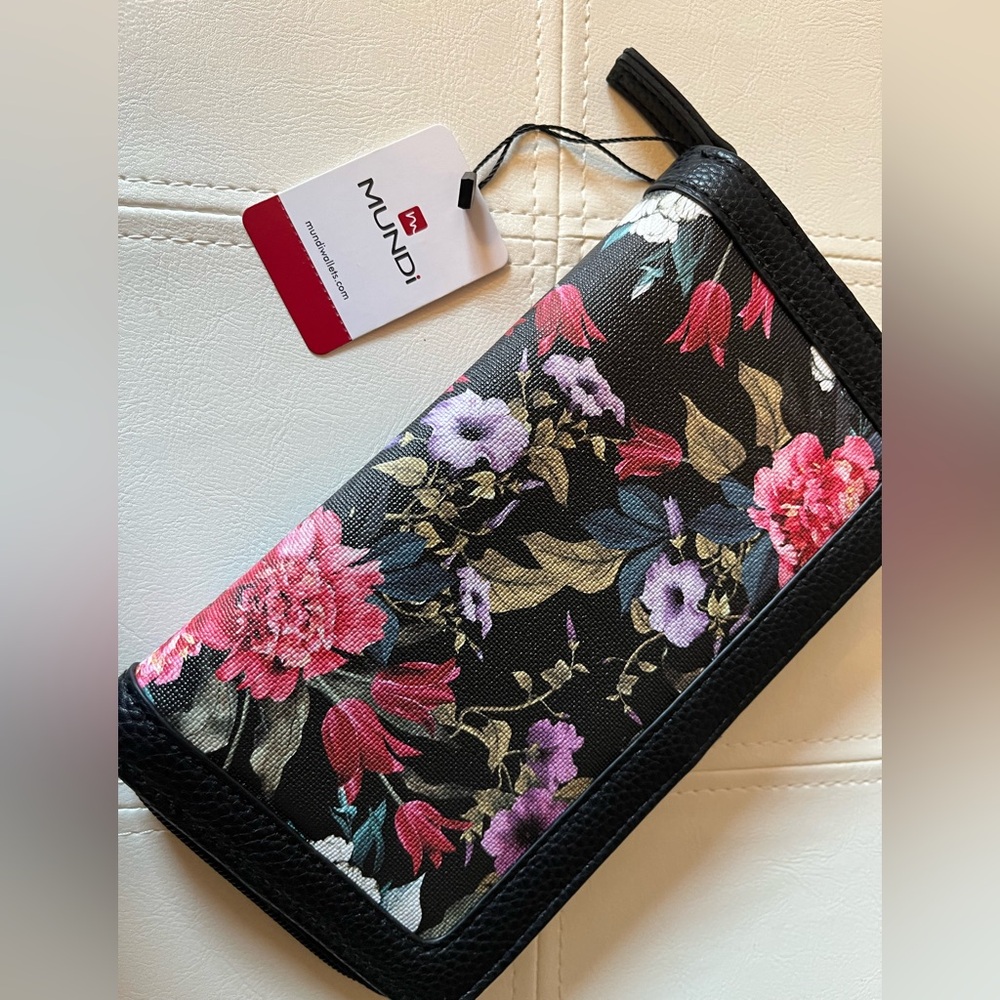 NWT Mundi Black and Pink Floral Wallet - Picture 2 of 5